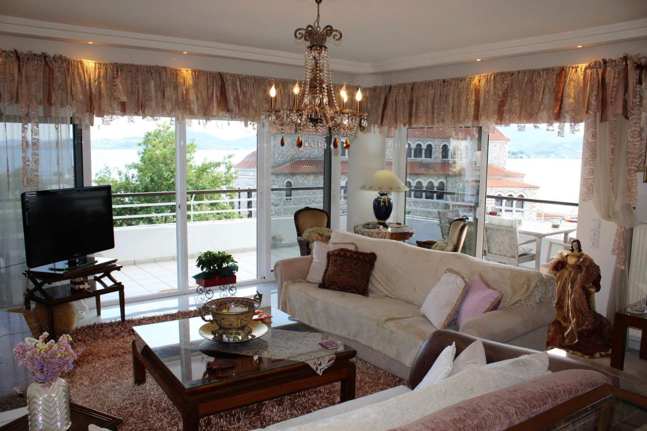Апартаменты Luxury Sea View Волос Экстерьер фото